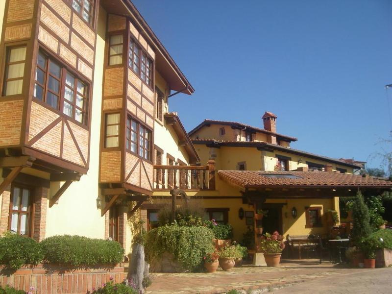 Hôtel La Solana Montanesa à Comillas Extérieur photo